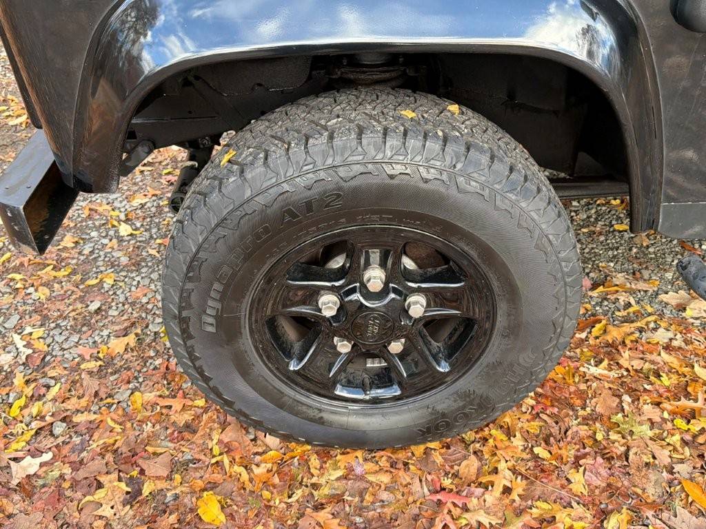 Land-rover-defender-90-diesel-1993-black-7