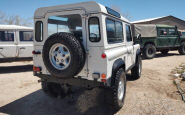 Land-rover-defender-90-diesel-1993-white-2