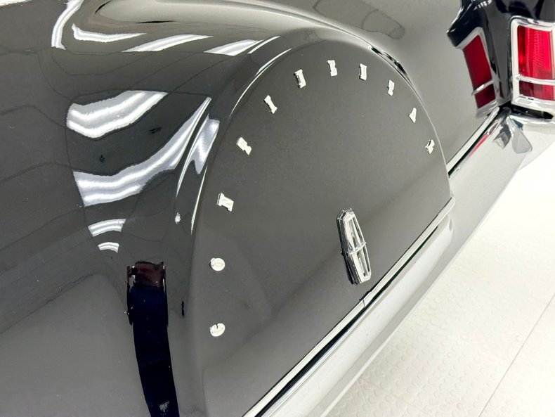 Lincoln-Continental-1970-Black-Black-21