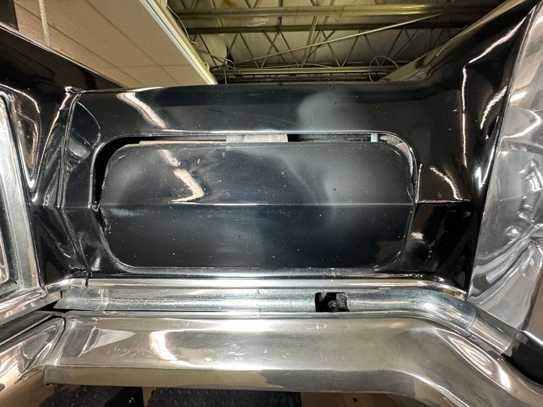 Lincoln-Continental-1970-Black-Black-29