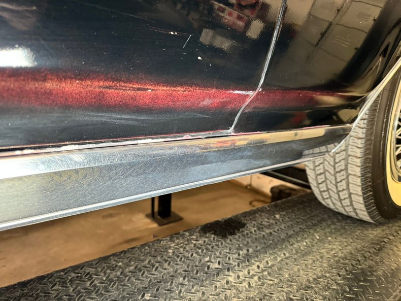 Lincoln-Continental-1970-Black-Black-35