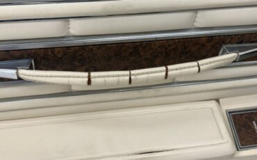 Lincoln-Continental-1973-Yellow-White-1