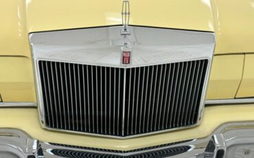 Lincoln-Continental-1973-Yellow-White-13