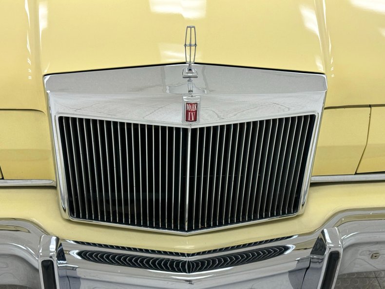 Lincoln-Continental-1973-Yellow-White-13