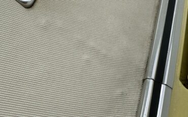 Lincoln-Continental-1973-Yellow-White-32