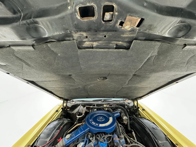 Lincoln-Continental-1973-Yellow-White-34