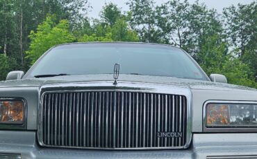 Lincoln-Continental-1996-Sedan-4