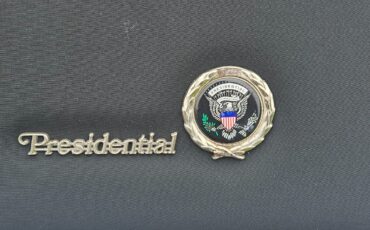 Lincoln-Continental-1996-Sedan-5