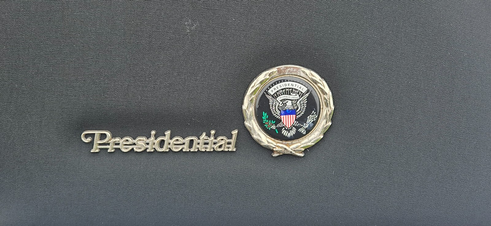 Lincoln-Continental-1996-Sedan-5