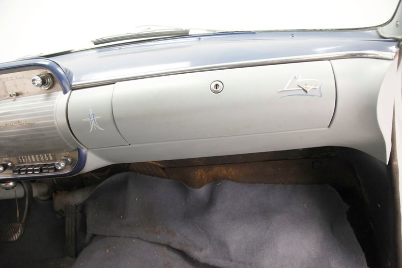 Lincoln-Cosmopolitan-1954-Wellington-Gray-Blue-13