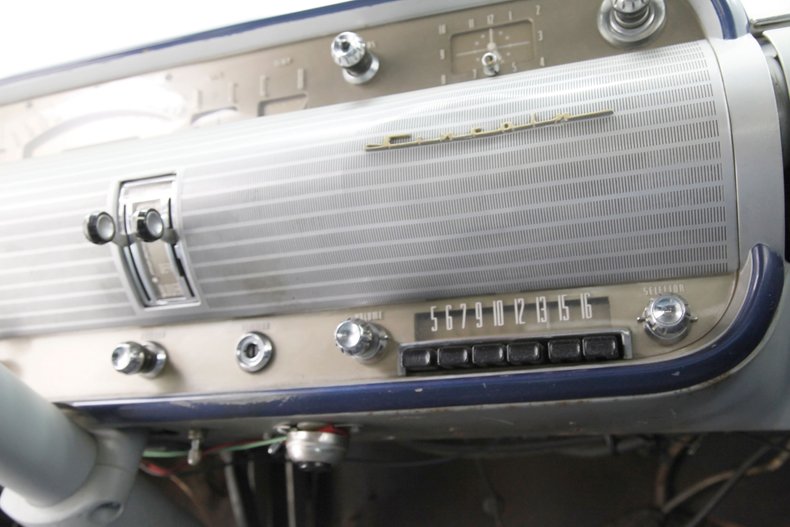 Lincoln-Cosmopolitan-1954-Wellington-Gray-Blue-47