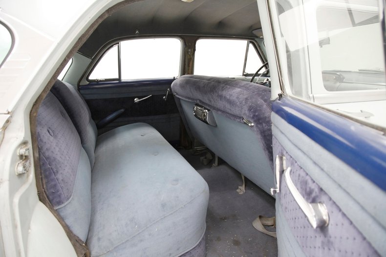 Lincoln-Cosmopolitan-1954-Wellington-Gray-Blue-49