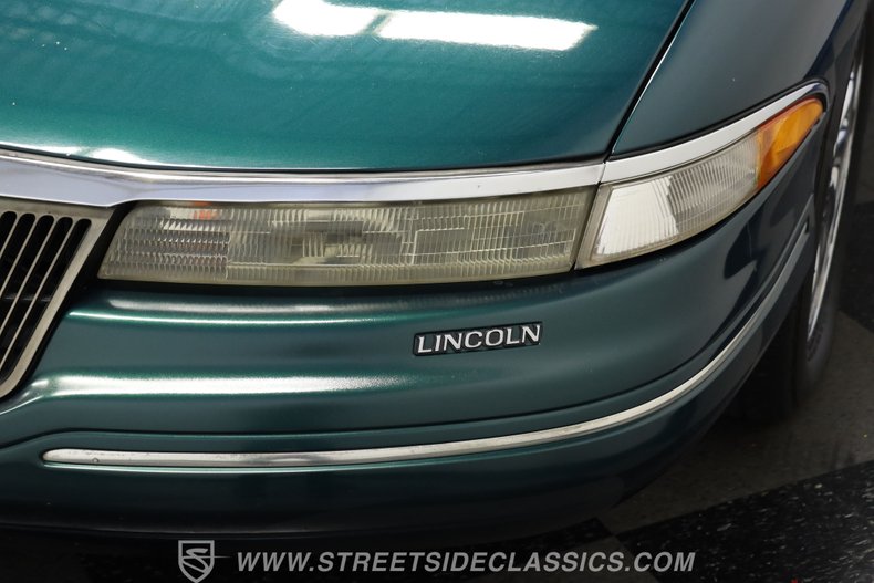 Lincoln-Mark-viii-1993-Deep-Jewel-Green-Tan-23