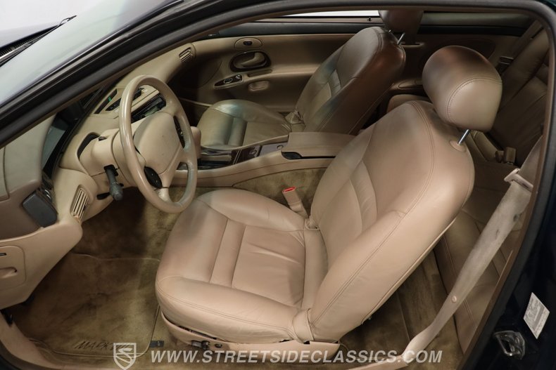 Lincoln-Mark-viii-1993-Deep-Jewel-Green-Tan-36