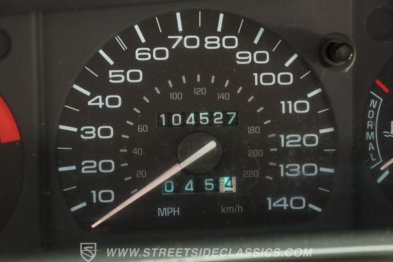 Lincoln-Mark-viii-1993-Deep-Jewel-Green-Tan-4