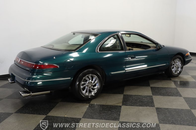 Lincoln-Mark-viii-1993-Deep-Jewel-Green-Tan-47