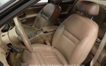 Lincoln-Mark-viii-1993-Deep-Jewel-Green-Tan-8