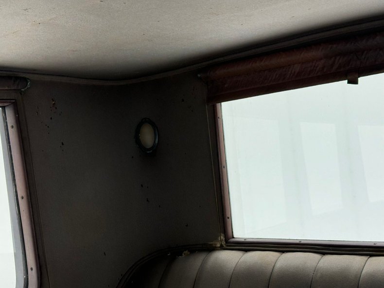 Lincoln-Other-1922-Maroon-Tan-40