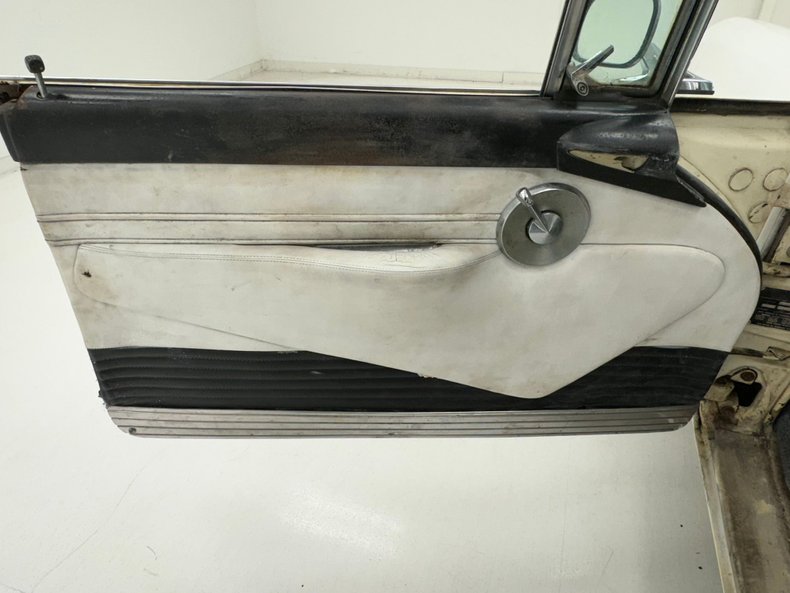 Lincoln-Premiere-1956-Starmist-White-White-7