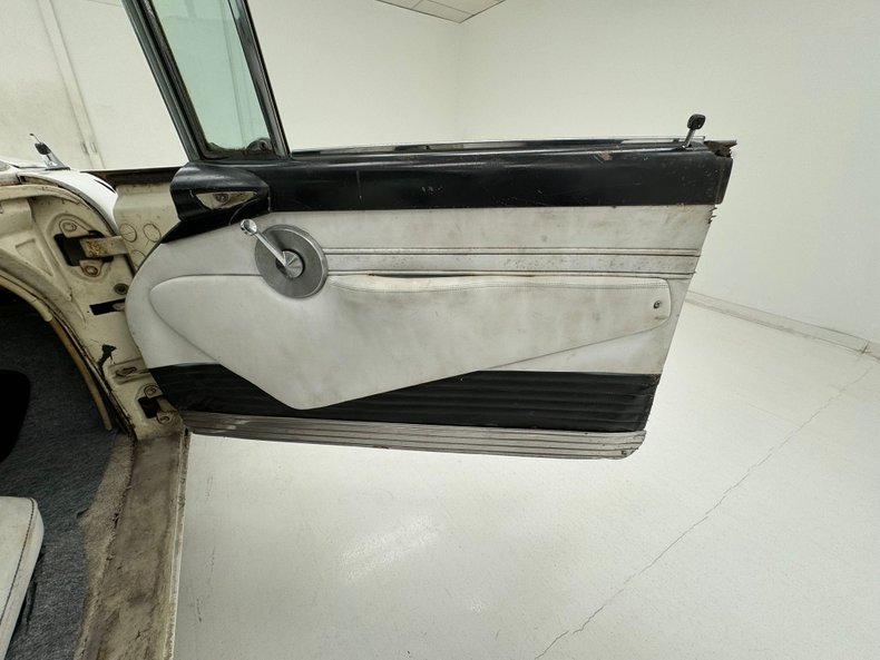 Lincoln-Premiere-1956-Starmist-White-White-8