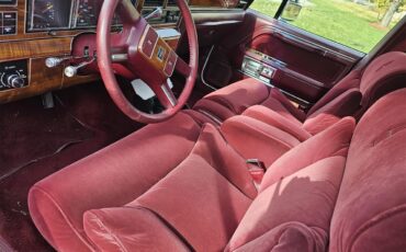 Lincoln-Town-car-1989-White-Red-6