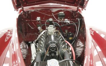 Lincoln-Zephyr-1938-Burgundy-Beige-16