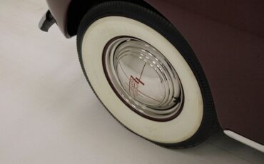 Lincoln-Zephyr-1938-Burgundy-Beige-24