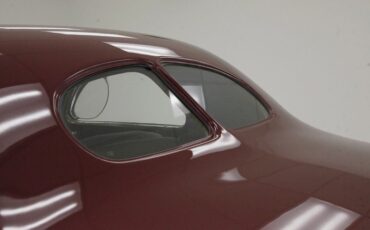 Lincoln-Zephyr-1938-Burgundy-Beige-26