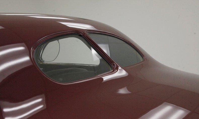 Lincoln-Zephyr-1938-Burgundy-Beige-26