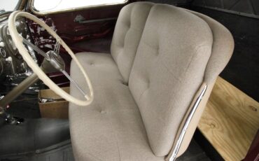 Lincoln-Zephyr-1938-Burgundy-Beige-31