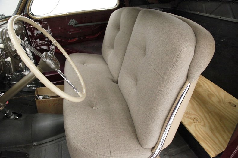 Lincoln-Zephyr-1938-Burgundy-Beige-31