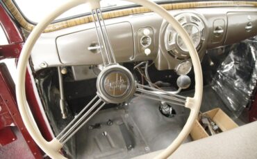 Lincoln-Zephyr-1938-Burgundy-Beige-33