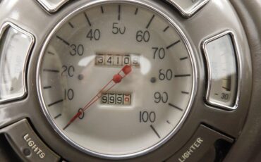 Lincoln-Zephyr-1938-Burgundy-Beige-34