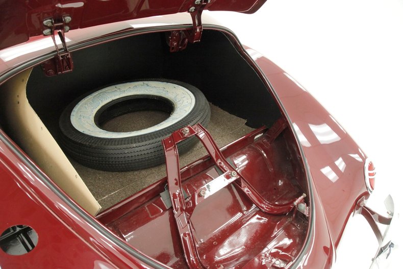 Lincoln-Zephyr-1938-Burgundy-Beige-39