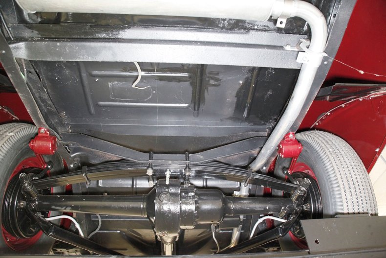 Lincoln-Zephyr-1938-Burgundy-Beige-46