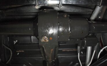 Lincoln-Zephyr-1938-Burgundy-Beige-48