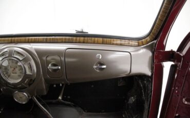 Lincoln-Zephyr-1938-Burgundy-Beige-9