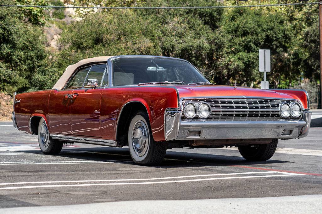 Lincoln-continental-1962-3