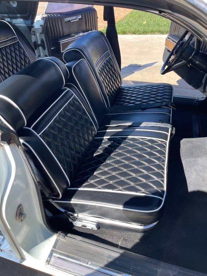 Lincoln-continental-1967-8