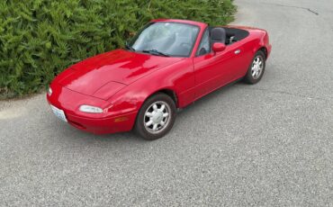 Mazda-mx-5-miata-1990-red