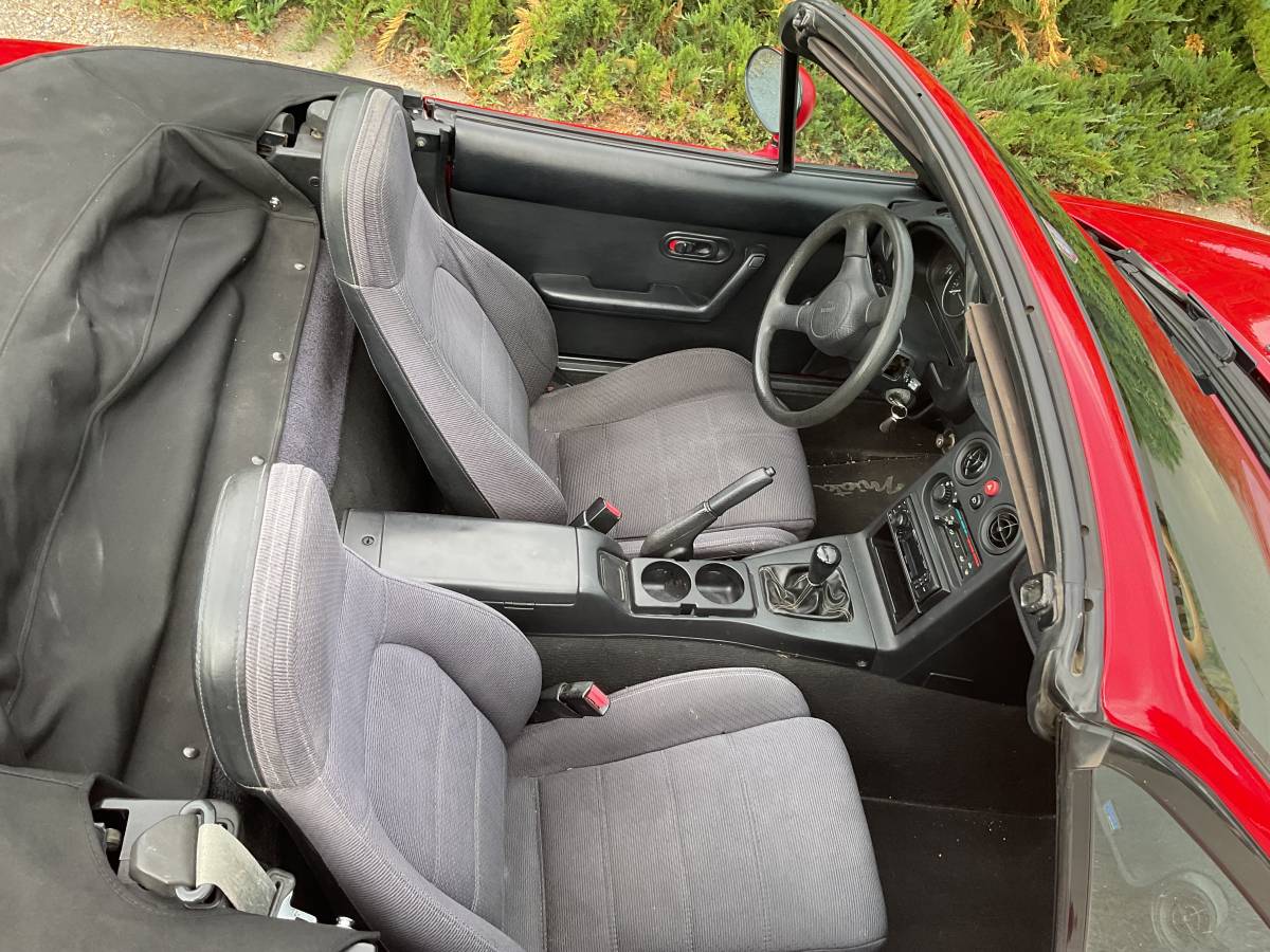 Mazda-mx-5-miata-1990-red-7