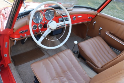 Mercedes-benz-190sl-1956-Red-Tan-6