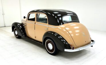 Mercedes-benz-220-1952-Tan-Tan-2