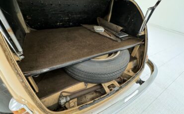 Mercedes-benz-220-1952-Tan-Tan-48