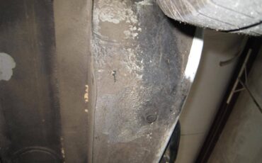 Mercedes-benz-220se-coupe-1966-white-15