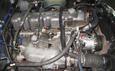 Mercedes-benz-220se-coupe-1966-white-19