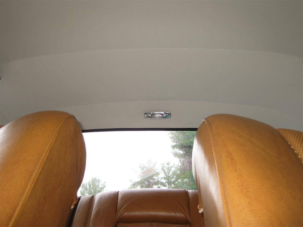 Mercedes-benz-220se-coupe-1966-white-9