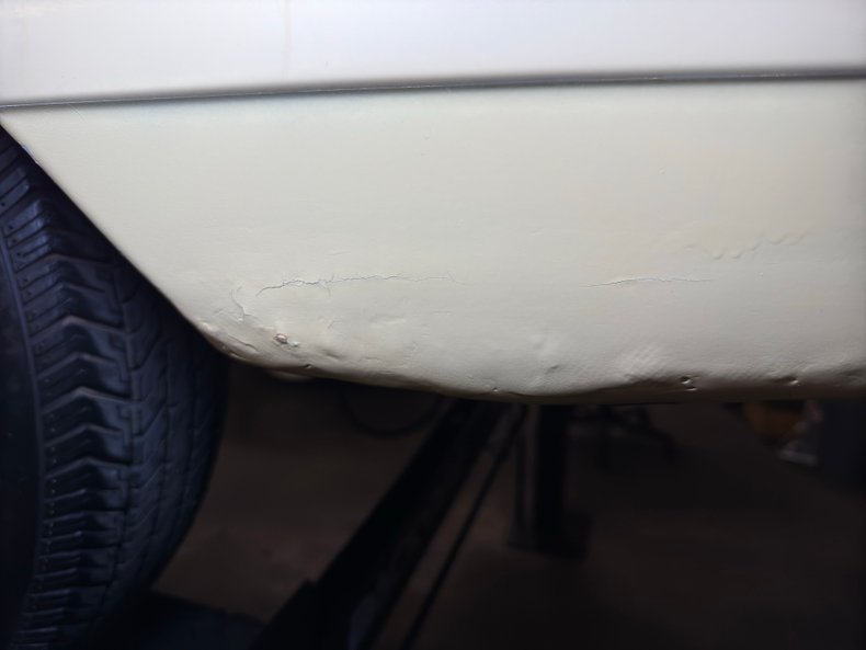 Mercedes-benz-300d-1975-Maple-Yellow-Saddle-32