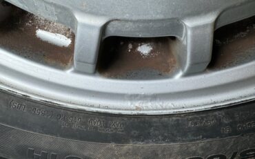 Mercedes-benz-300d-1993-Light-Ivory-Saddle-24