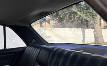 Mercedes-benz-300d-diesel-1981-grey-5